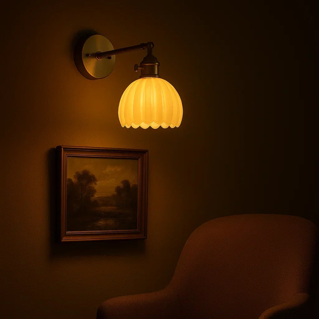 Sol Vintage Tulip Glass Wall Light | Retro Floral LED Bedside Sconce for Bedroom